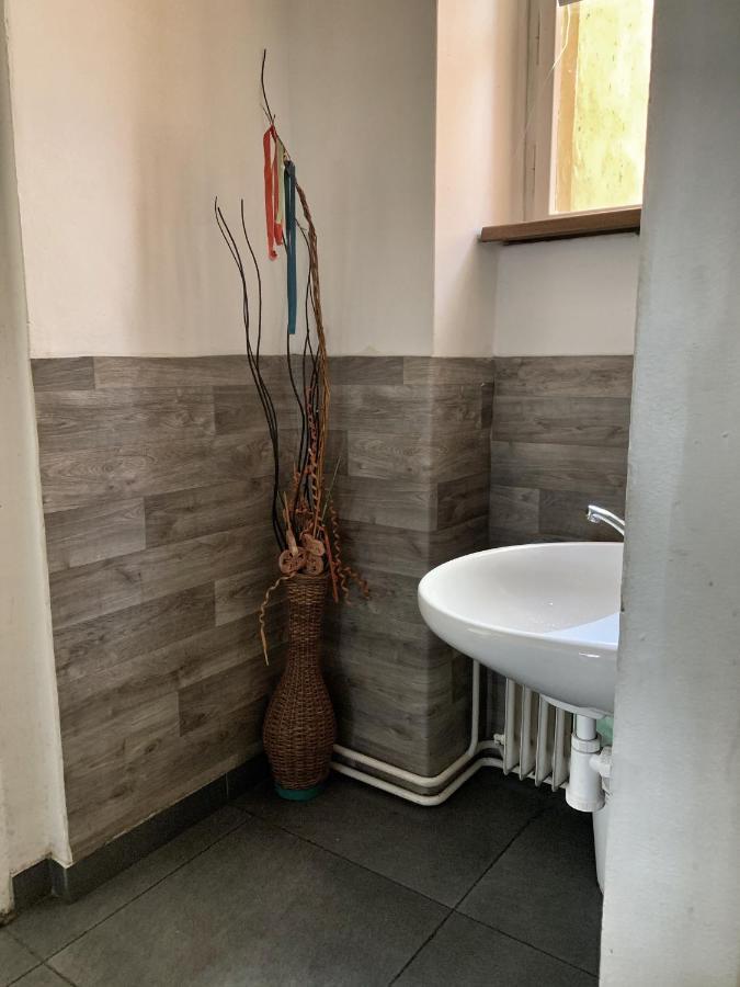 Fontana Auberge de jeunesse *